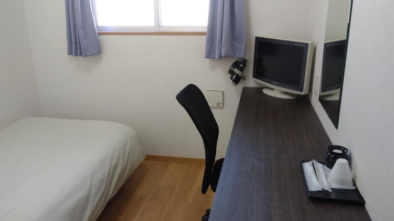 Hotel Chuo Oasis Oszaka Kültér fotó